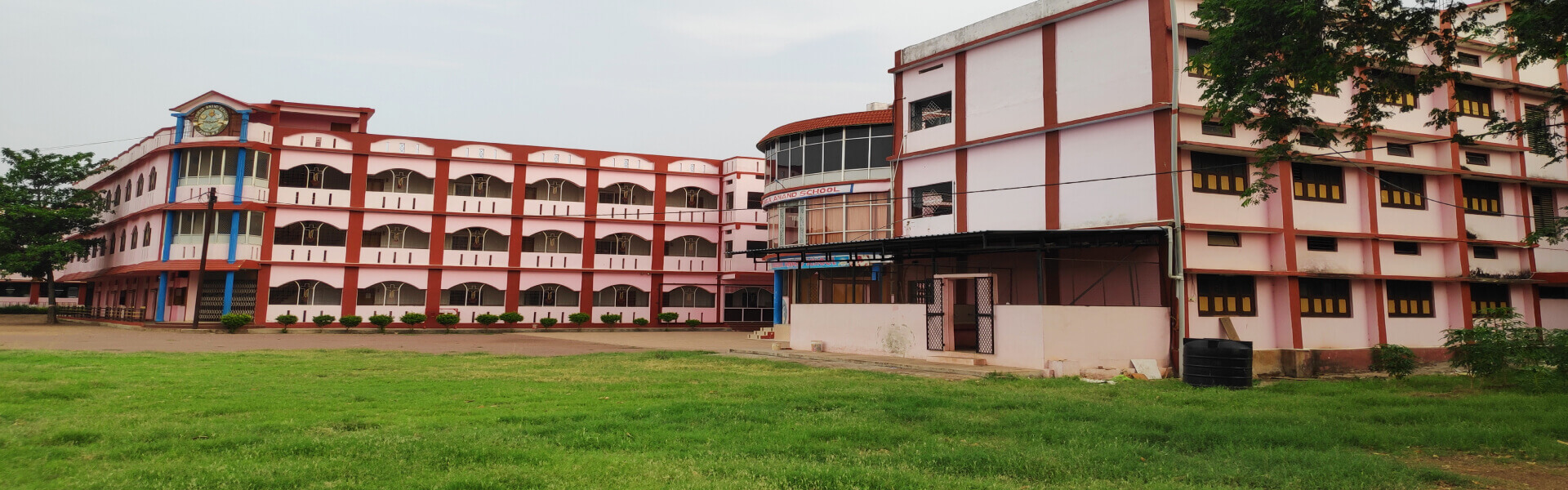 LISIEUX ANAND